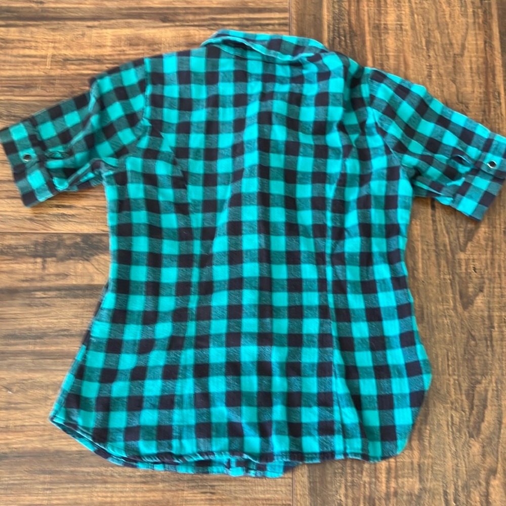 Checkered Button-Down Top - Picture 6 of 8